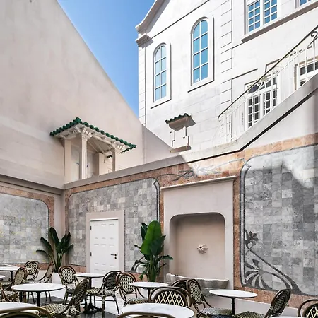 Heritage Palace 4*