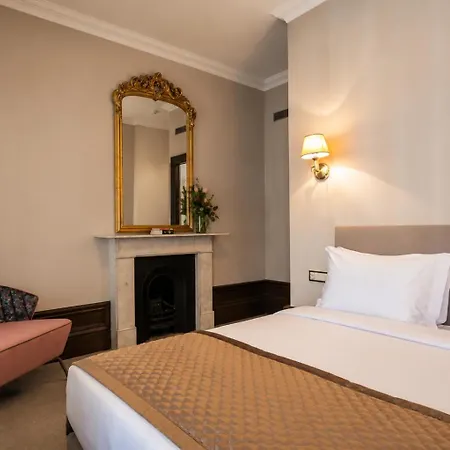 Heritage Palace 4*